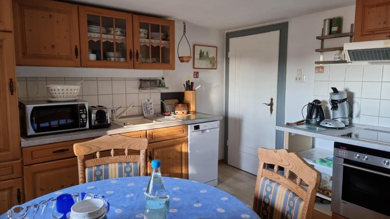 Apartamento Historisches Haus Unkelbach Irlenborn Exterior foto